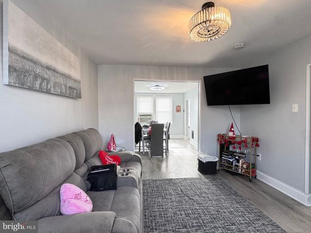 2931 N CONSTITUTION RD, Camden, NJ 08104