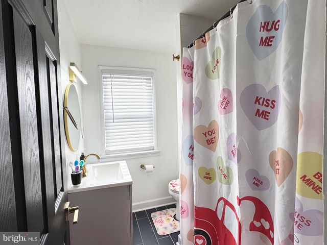 2931 N CONSTITUTION RD, Camden, NJ 08104