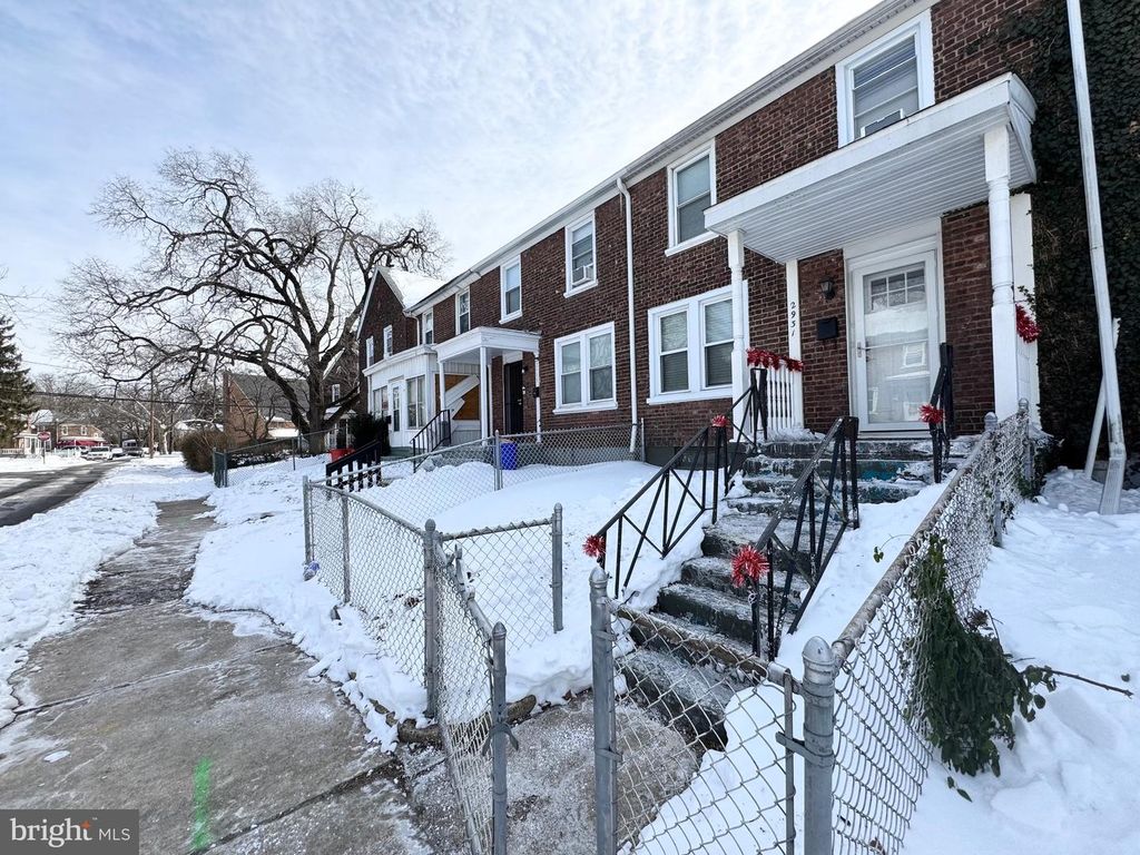 2931 N CONSTITUTION RD, Camden, NJ 08104