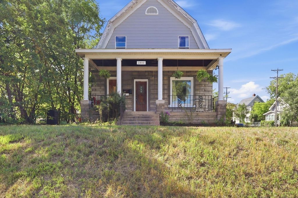 2800 Cedar Avenue S, Minneapolis, MN 55407 — exterior