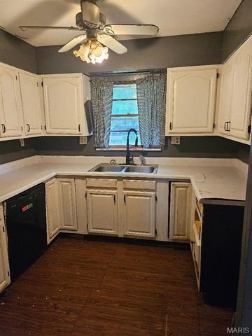 615 S Jefferson Avenue, Union, MO 63084