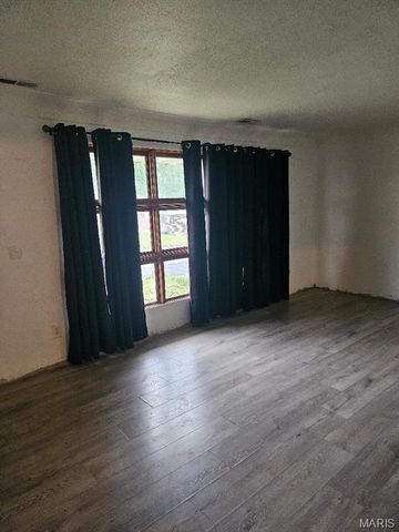 615 S Jefferson Avenue, Union, MO 63084