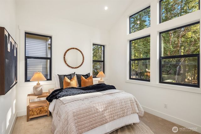 15014 SE 22nd Street, Bellevue, WA 98007