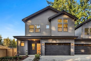 15014 SE 22nd Street, Bellevue, WA 98007