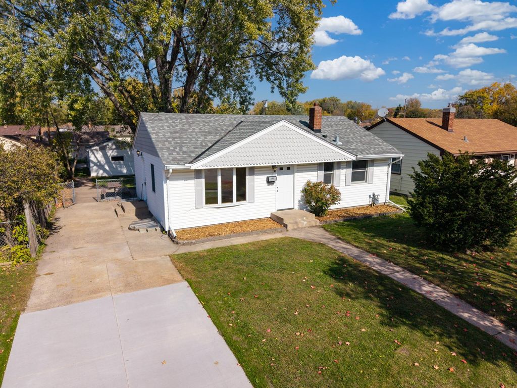 2223 Maryland Avenue E, Saint Paul, MN 55119 — photo 2
