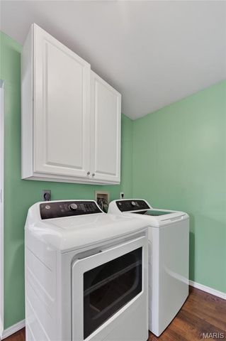 235 Royalltrail Lane, O'fallon, MO 63368