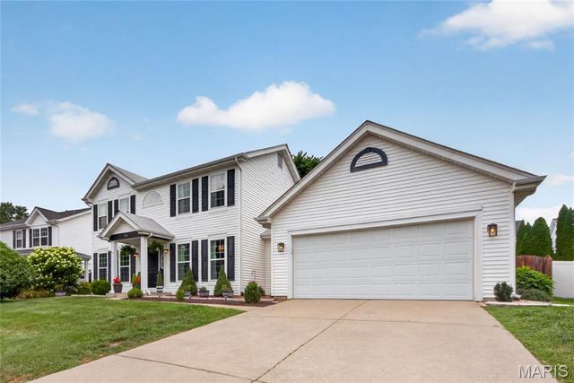 235 Royalltrail Lane, O'fallon, MO 63368