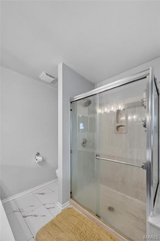 235 Royalltrail Lane, O'fallon, MO 63368