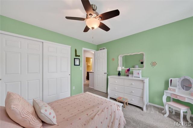 235 Royalltrail Lane, O'fallon, MO 63368