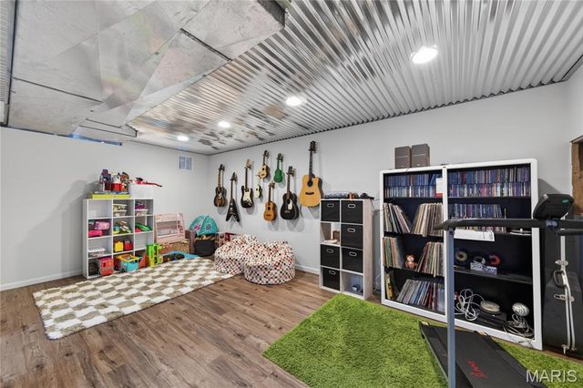 235 Royalltrail Lane, O'fallon, MO 63368