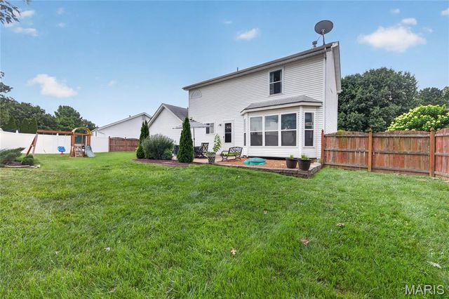 235 Royalltrail Lane, O'fallon, MO 63368
