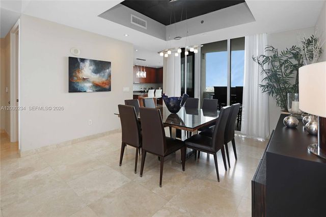 15901 Collins Avenue 2004, Sunny Isles Beach, FL 33160