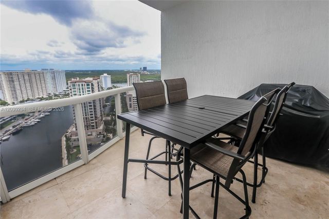 15901 Collins Avenue 2004, Sunny Isles Beach, FL 33160