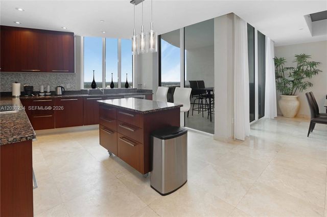 15901 Collins Avenue 2004, Sunny Isles Beach, FL 33160