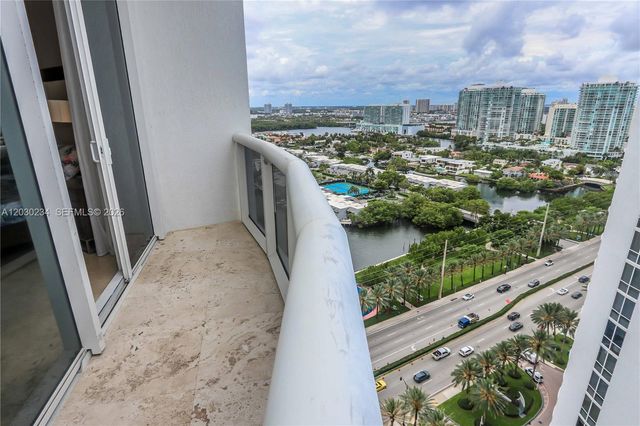 15901 Collins Avenue 2004, Sunny Isles Beach, FL 33160