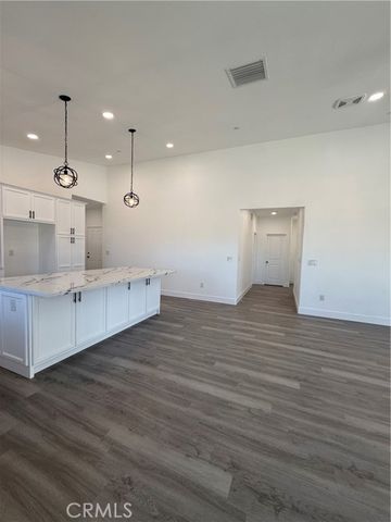 2115 Seville Pl., Pinon Hills, CA 92372