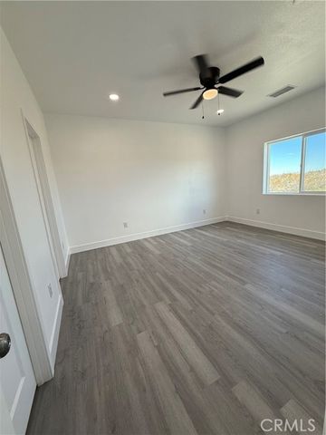 2115 Seville Pl., Pinon Hills, CA 92372