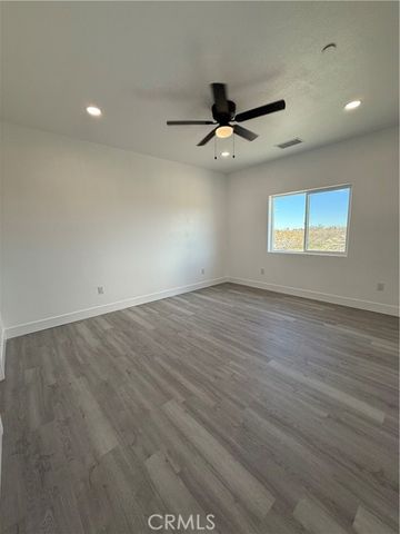 2115 Seville Pl., Pinon Hills, CA 92372