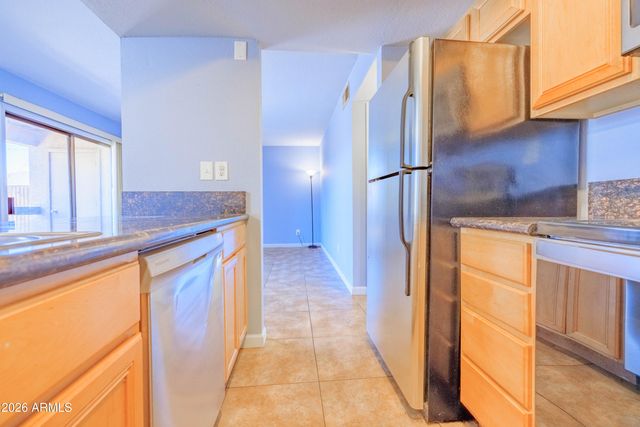 1241 N 48TH Street 116, Phoenix, AZ 85008