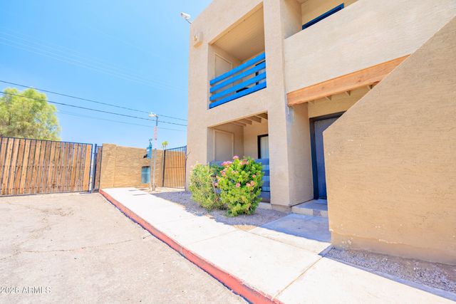 1241 N 48TH Street 116, Phoenix, AZ 85008