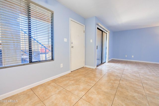 1241 N 48TH Street 116, Phoenix, AZ 85008