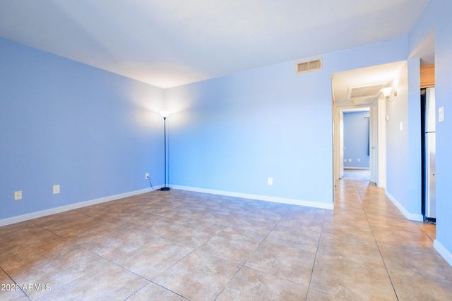 1241 N 48TH Street 116, Phoenix, AZ 85008