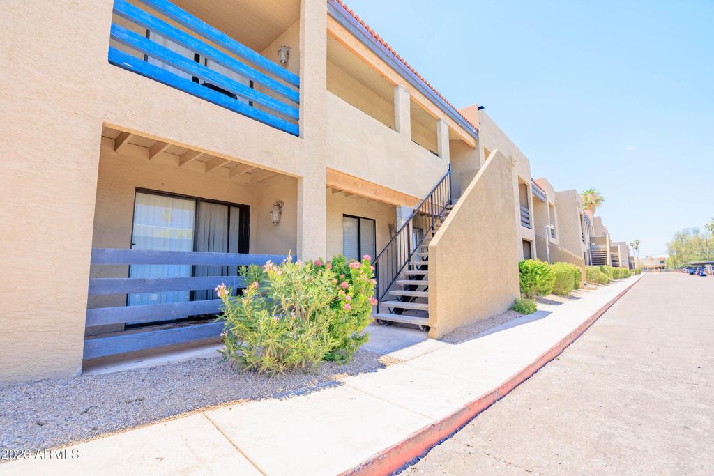 1241 N 48TH Street 116, Phoenix, AZ 85008