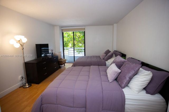 3300 NE 192nd St 214, Aventura, FL 33180