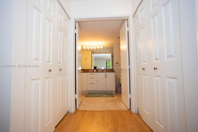3300 NE 192nd St 214, Aventura, FL 33180