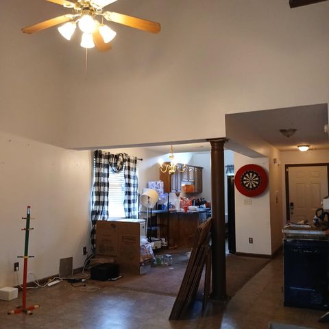 7854 FALLSTONE RD, Memphis, TN 38125