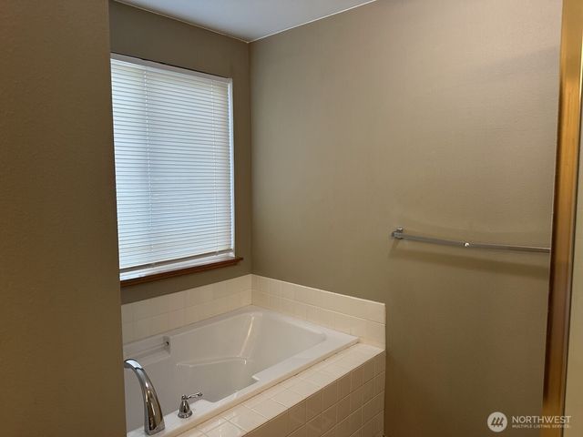 31590 115th Avenue SE, Auburn, WA 98092