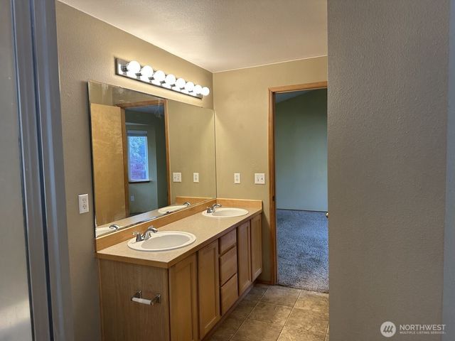 31590 115th Avenue SE, Auburn, WA 98092