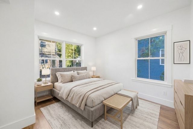 31 Houghton St A, Somerville, MA 02143