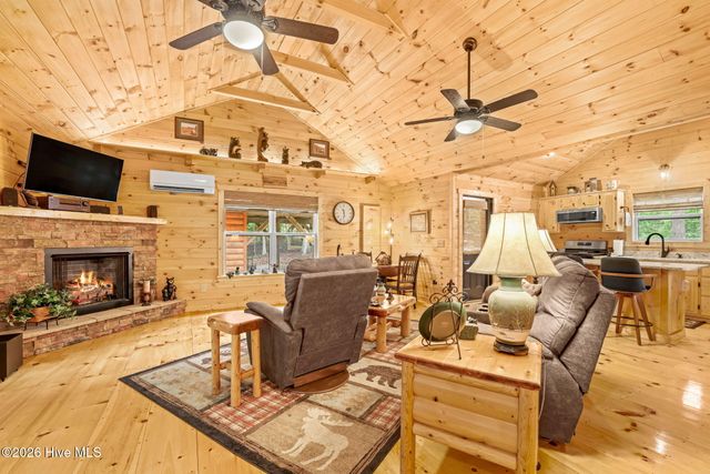 207 Bentley Cove, Murphy, NC 28906
