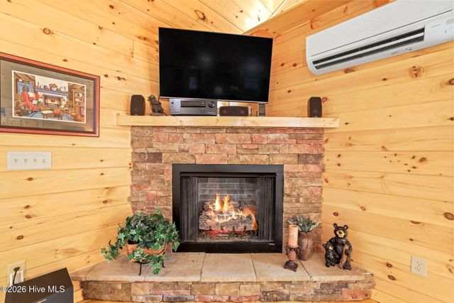 207 Bentley Cove, Murphy, NC 28906
