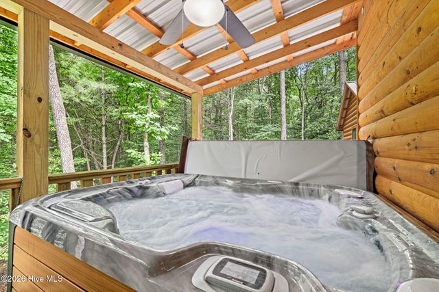 207 Bentley Cove, Murphy, NC 28906