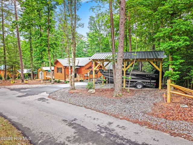 207 Bentley Cove, Murphy, NC 28906