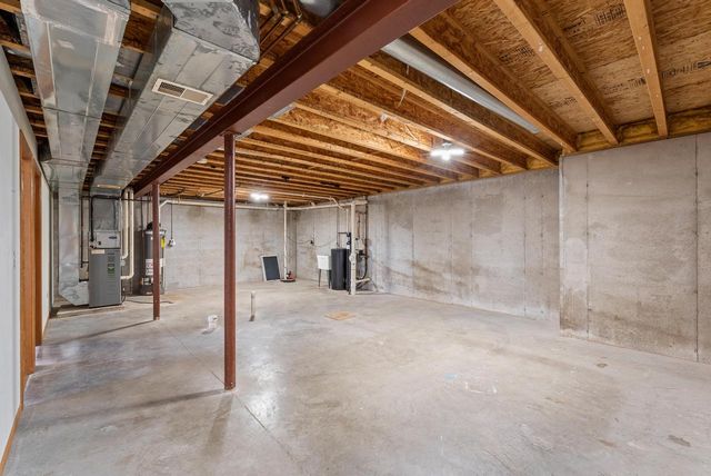 836 Tower DRIVE, Hartford, WI 53027