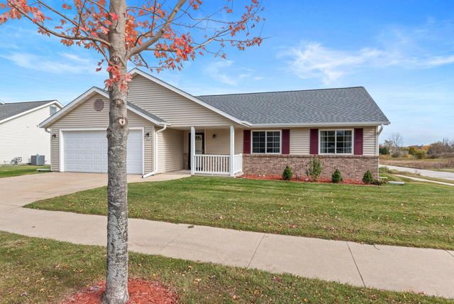 836 Tower DRIVE, Hartford, WI 53027