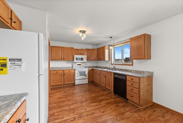 836 Tower DRIVE, Hartford, WI 53027