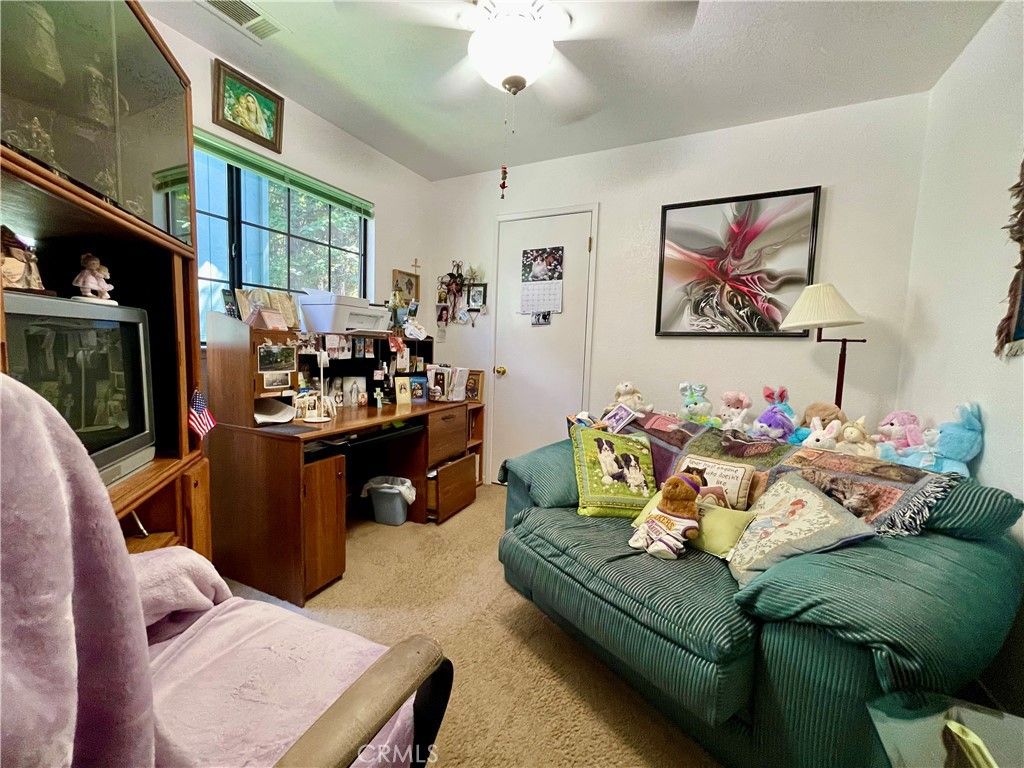 Image 11 of property listing at 40642 Road 222, Bass Lake, CA 93604