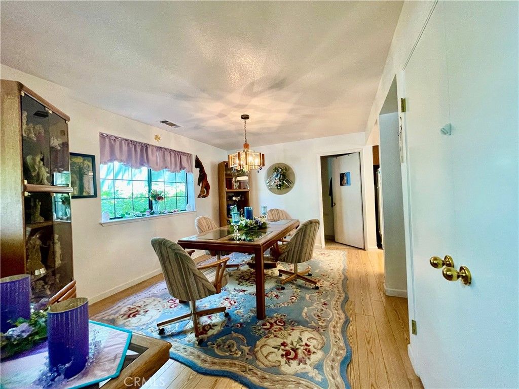Image 4 of property listing at 40642 Road 222, Bass Lake, CA 93604