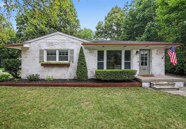 126 Pleasant Ridge Drive, Saline, MI 48176