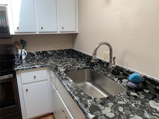 6455 E Bates Avenue 3-303, Denver, CO 80222