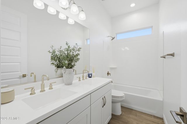 21718 N 58TH Street, Phoenix, AZ 85054