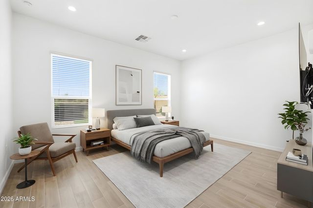 21718 N 58TH Street, Phoenix, AZ 85054