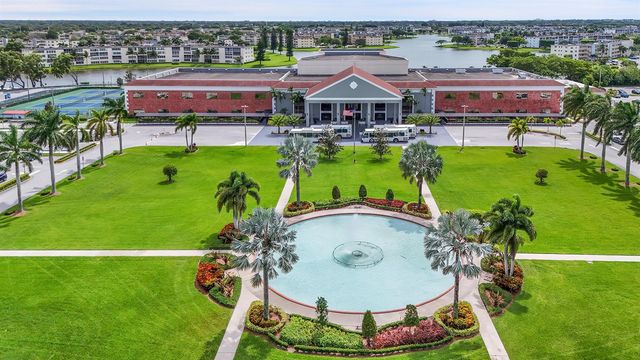 68 FANSHAW B, Boca Raton, FL 33434