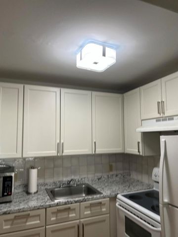 68 FANSHAW B, Boca Raton, FL 33434