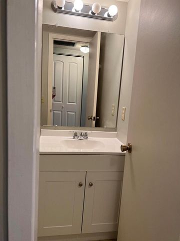 68 FANSHAW B, Boca Raton, FL 33434