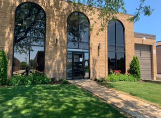 1016 Lunt Avenue, Schaumburg, IL 60193